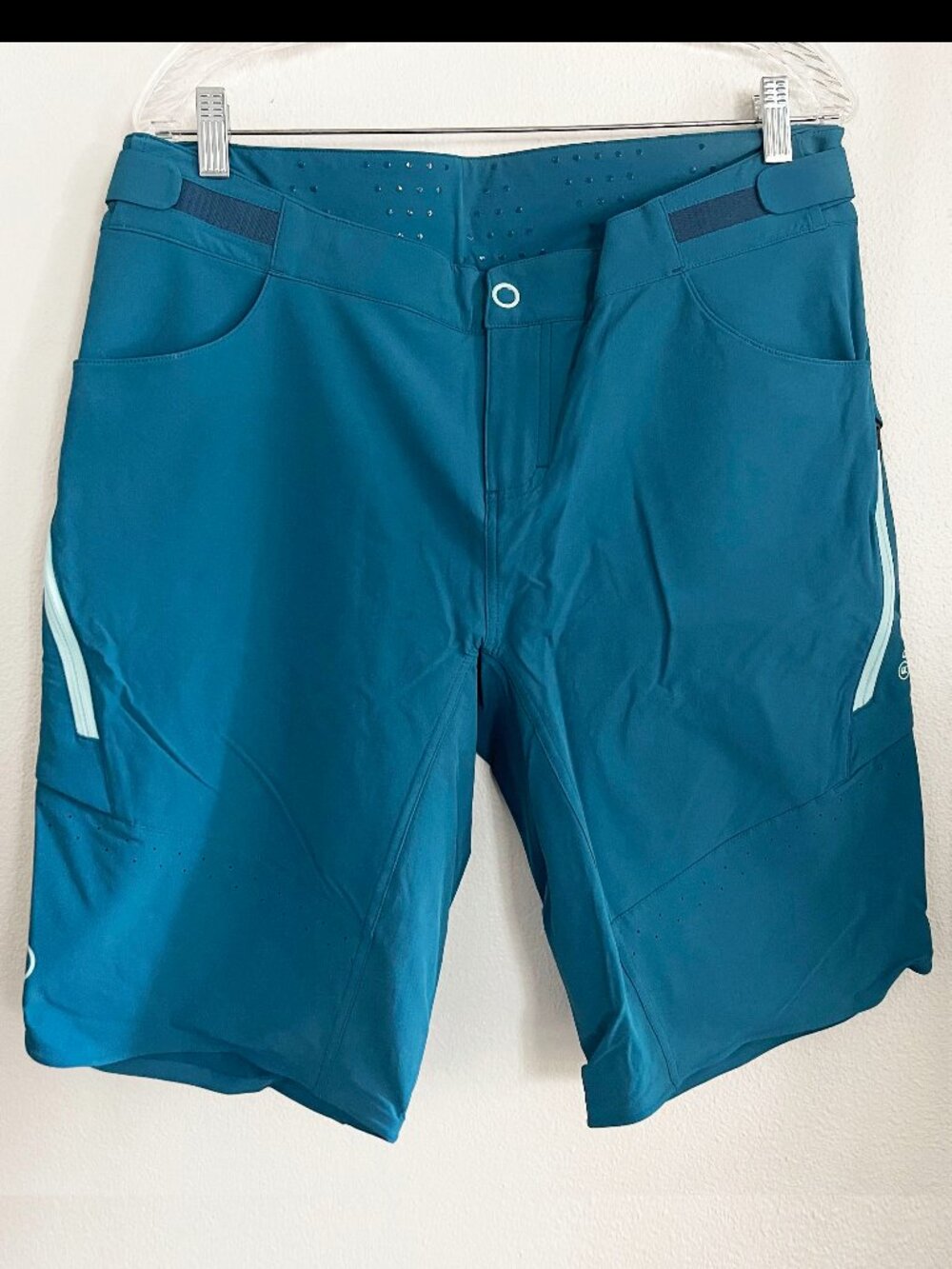 NWOT Backcountry Women's Empire Bike Shorts | Size XL
